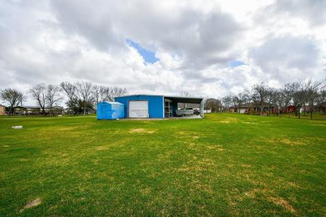 10913 N P Street La Porte TX 77571