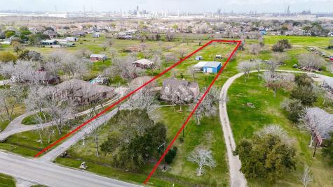 10913 N P Street La Porte TX 77571