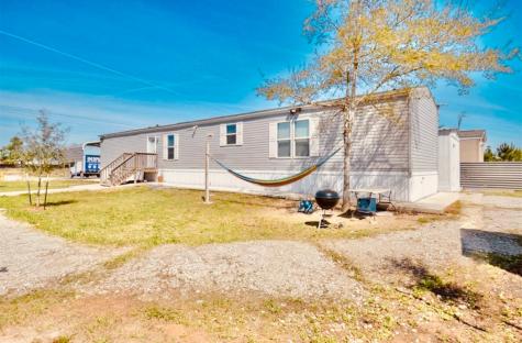 226 Road 5210 Cleveland TX 77327