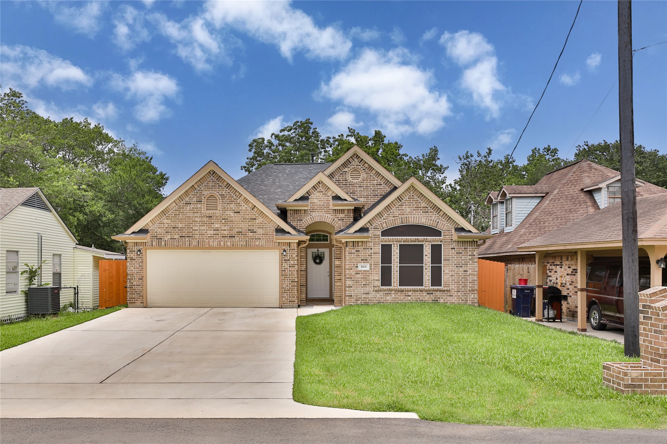 803 Avenue K South Houston TX 77587