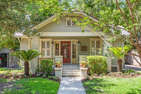 1111 E 16th Street Houston TX 77009