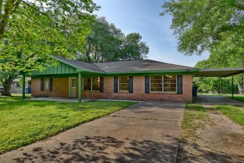 1603 Everitt Street Navasota TX 77868