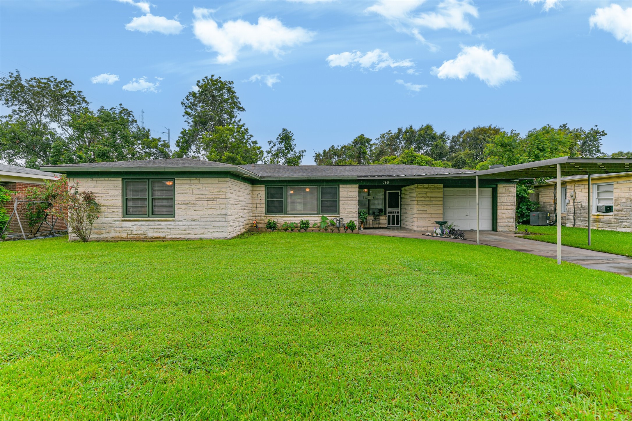 7809 Burgess Road Hitchcock TX 77563