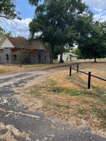412 S Randolph Street Madisonville TX 77864