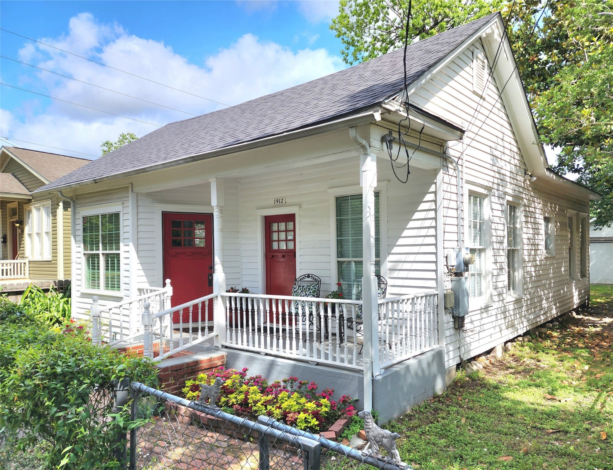 1912 Kane Street Houston TX 77007