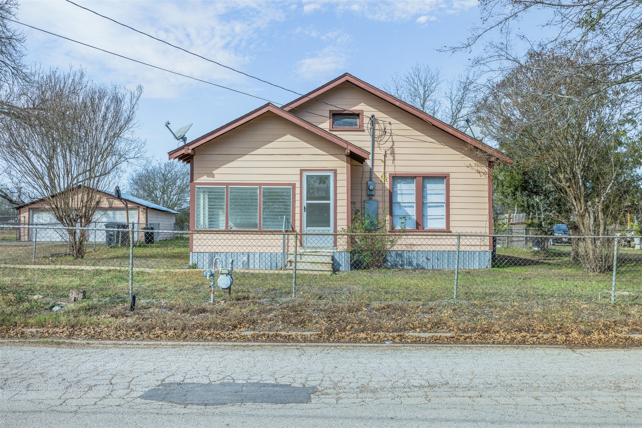 806 Plum Street Caldwell TX 77836