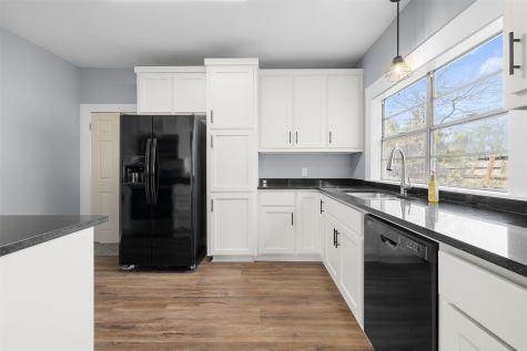 806 Plum Street Caldwell TX 77836