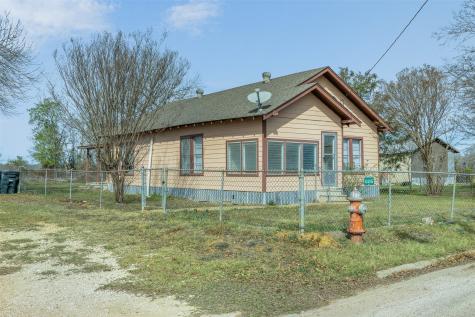 806 Plum Street Caldwell TX 77836