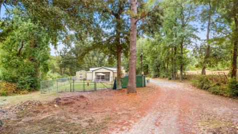 879 Interstate 45 S Huntsville TX 77340