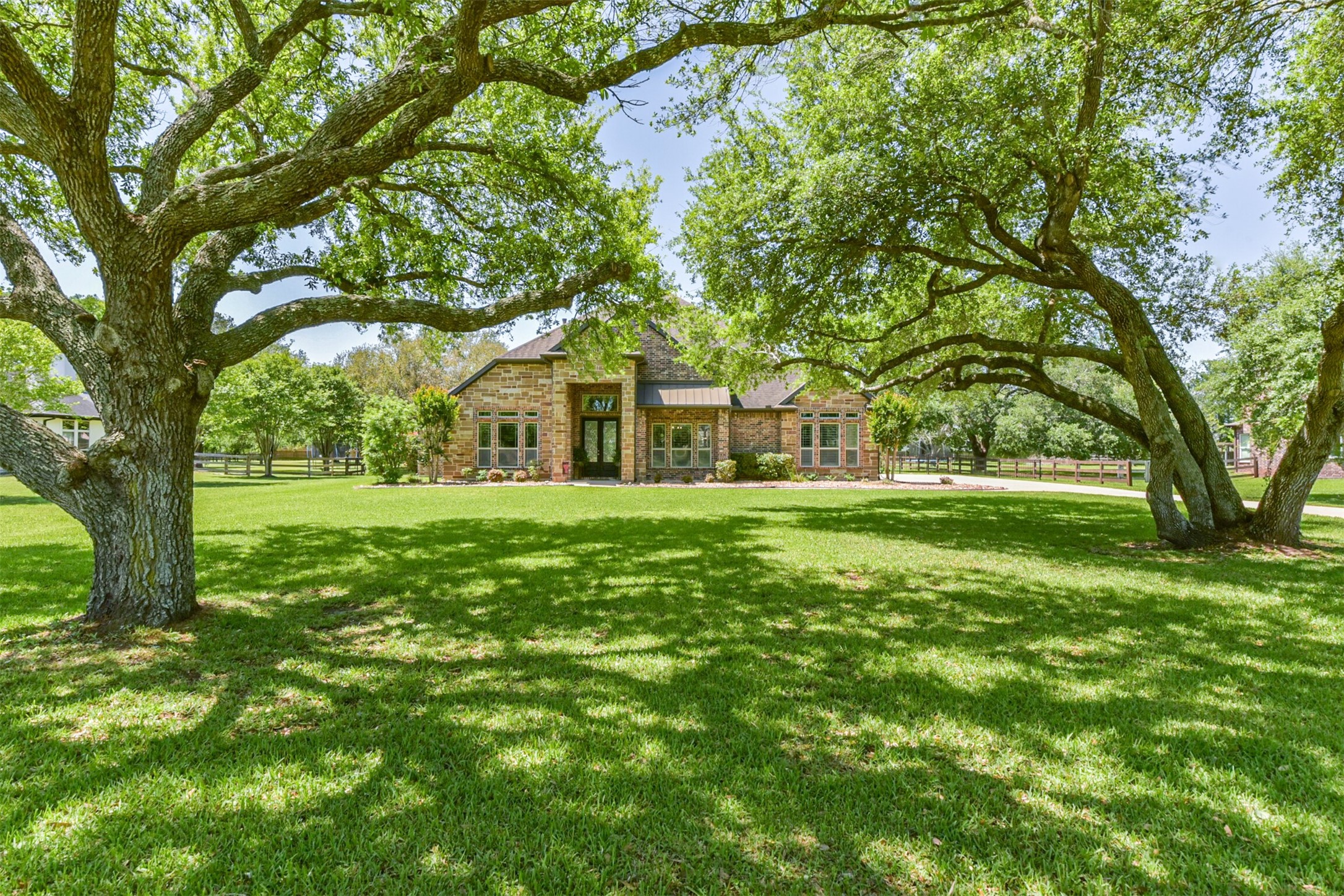 3619 Wellspring Lake Drive Fulshear TX 77441