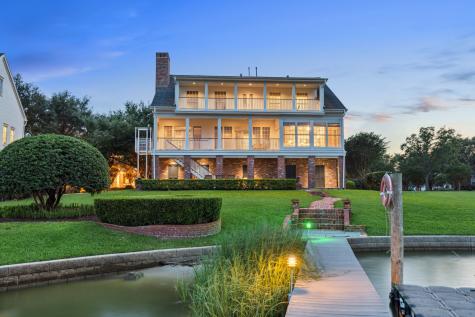 1110 Larkspur Lane Seabrook TX 77586