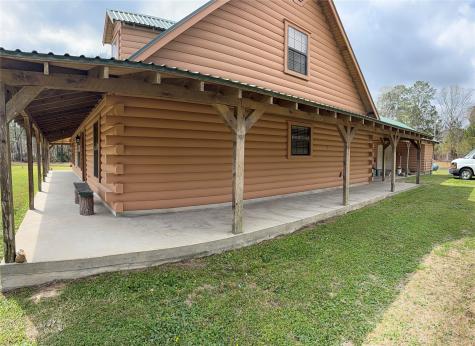 72 Oak Leaf Drive Huffman TX 77336