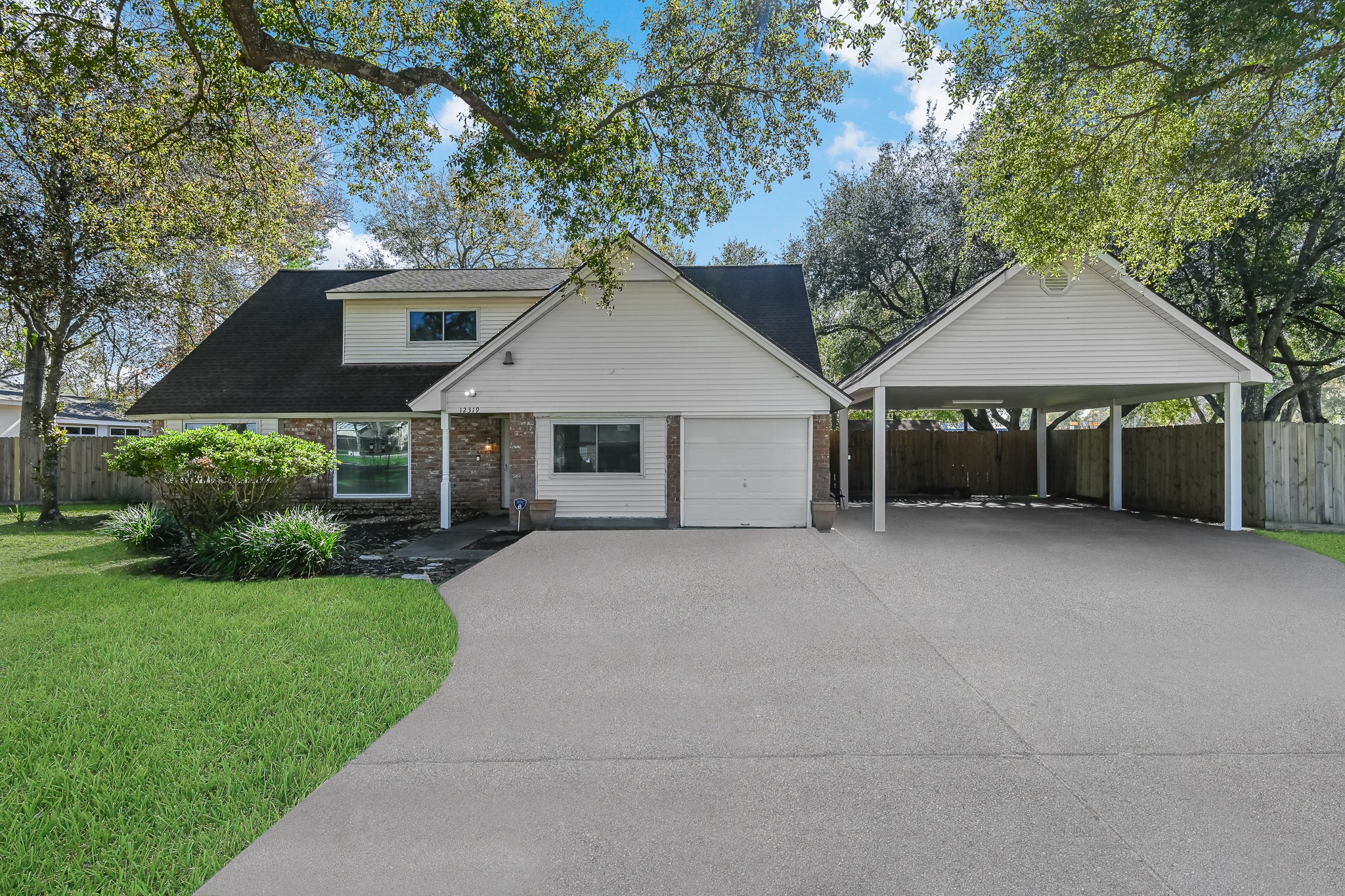 12319 Oralia Drive Houston TX 77065