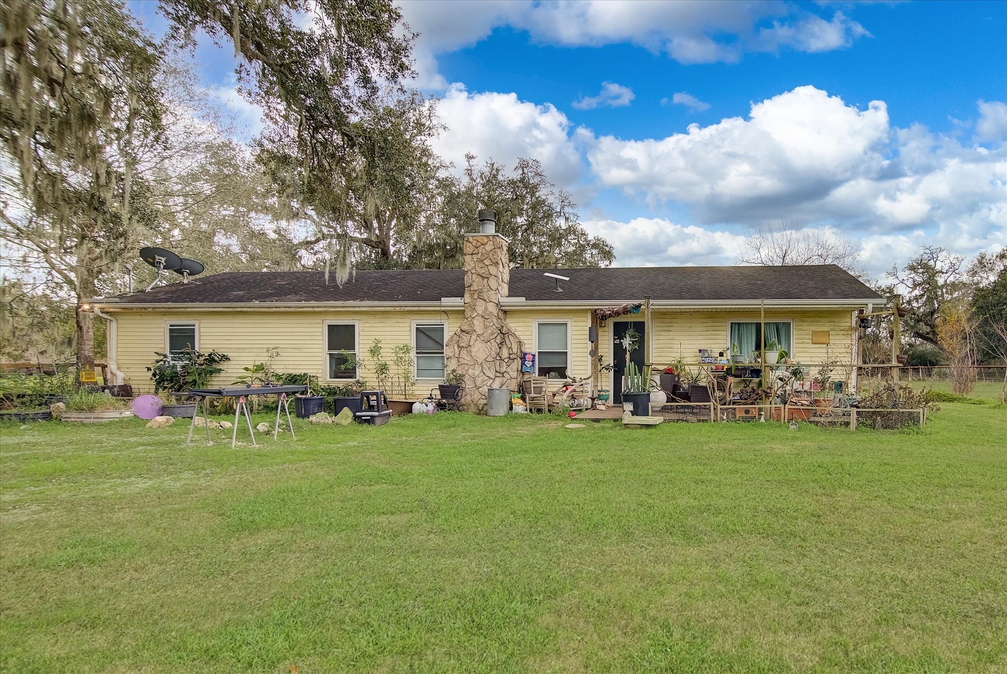 17620 County Road 945 Brazoria TX 77422