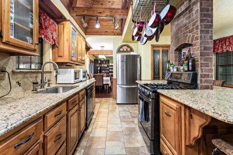 134 Sherwood Trail Silsbee TX 77656