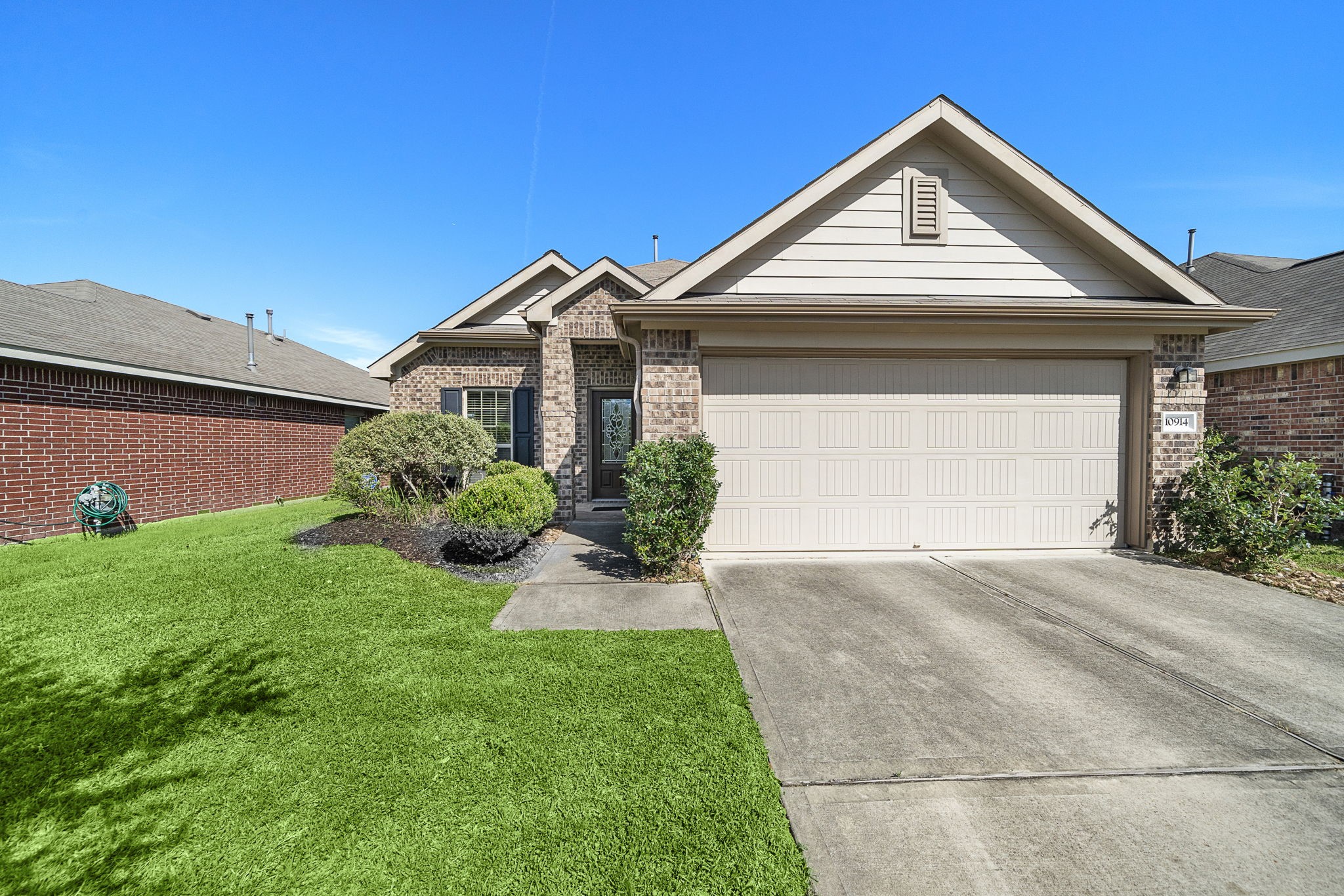 10914 Whistlers Cottage Court Houston TX 77088