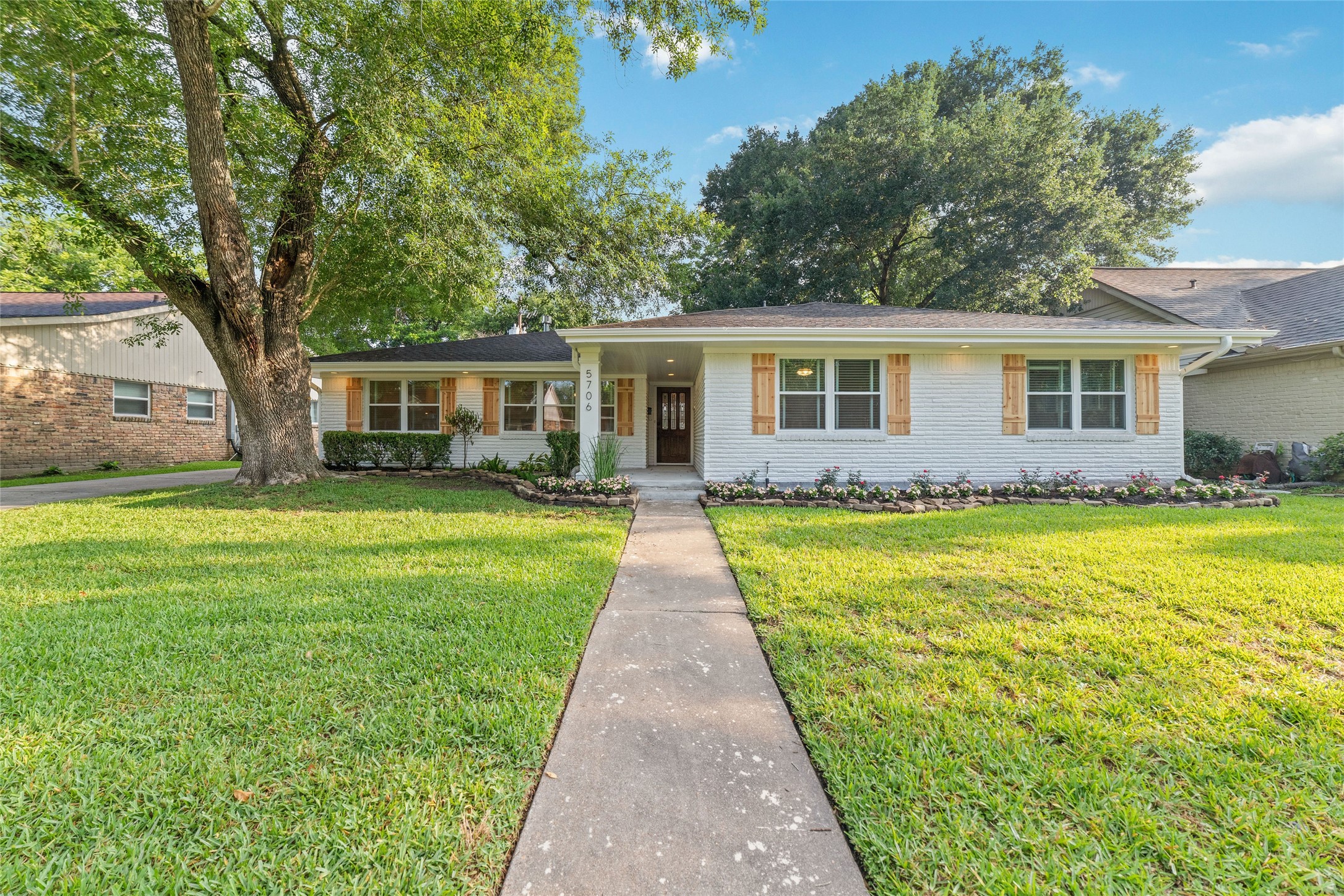 5706 Wigton Drive Houston TX 77096