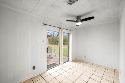 4811 Hannas Reef Drive Bacliff TX 77518