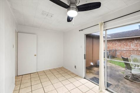 4811 Hannas Reef Drive Bacliff TX 77518