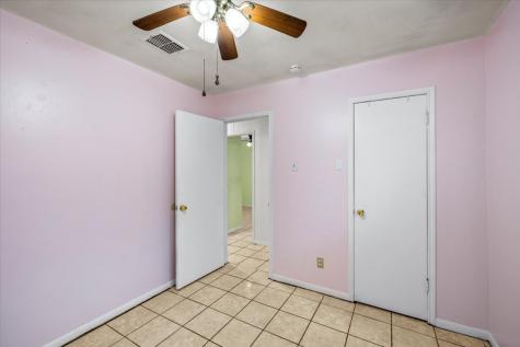 4811 Hannas Reef Drive Bacliff TX 77518