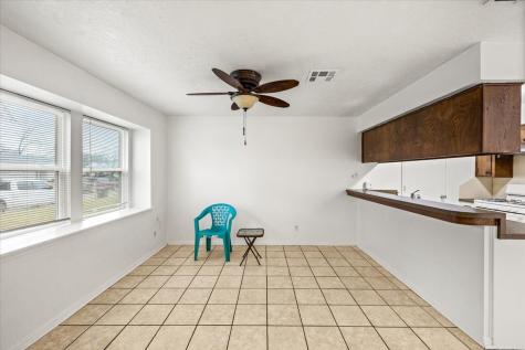 4811 Hannas Reef Drive Bacliff TX 77518