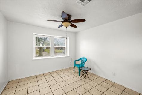 4811 Hannas Reef Drive Bacliff TX 77518