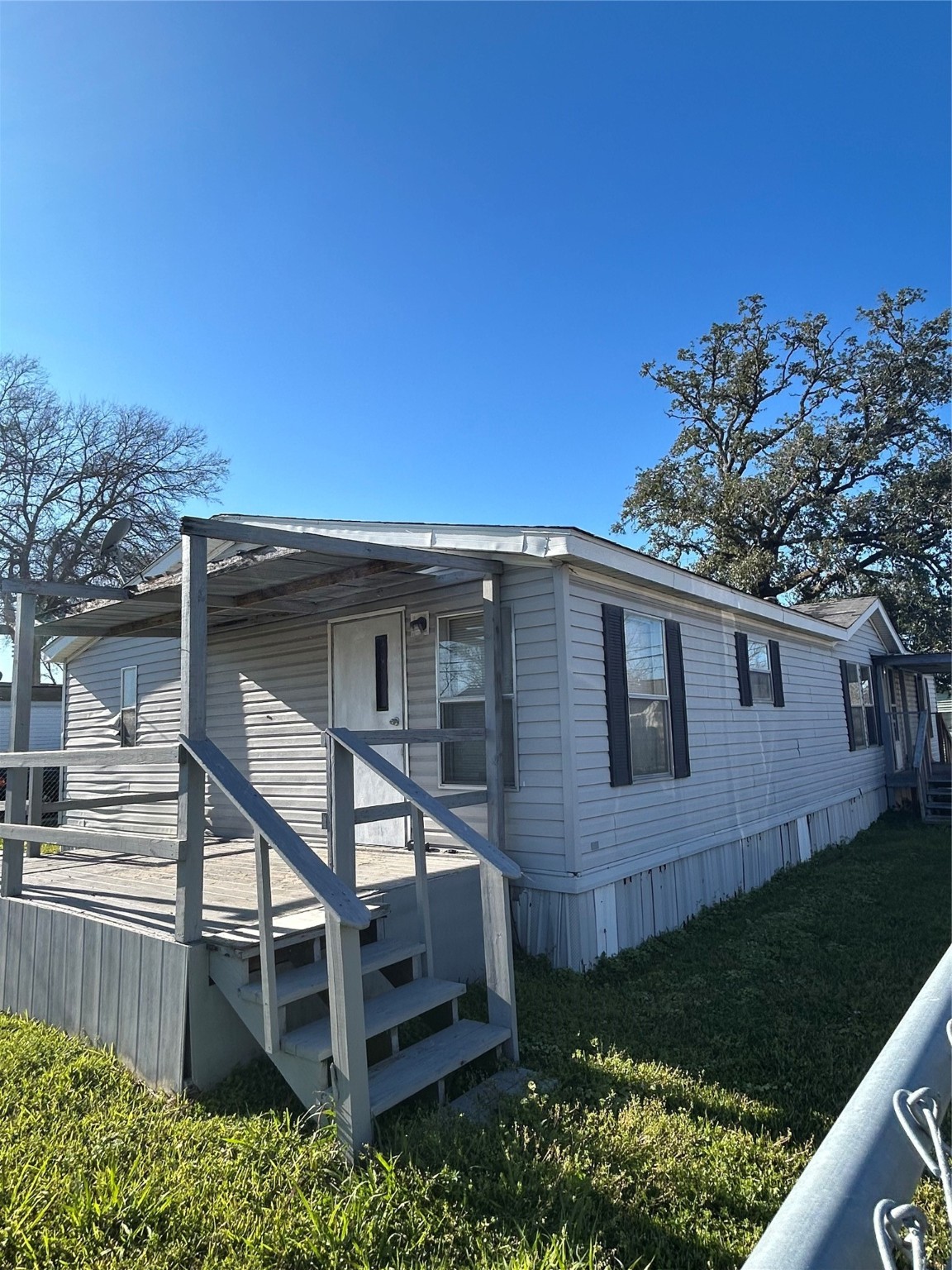 700 W Nazro Street Baytown TX 77520