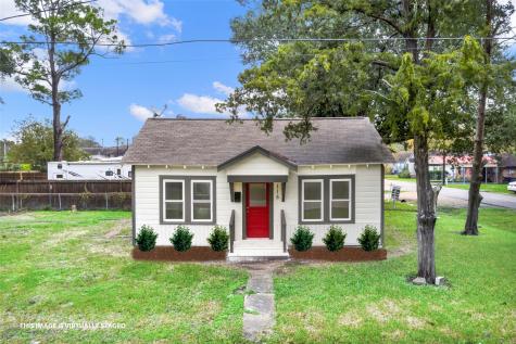 115 S 4th Street Alvin TX 77511