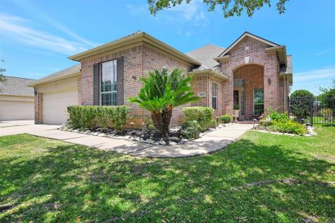 1826 Shadow Lake Drive Sugar Land TX 77479
