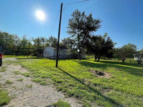 635 County Road 4902 Dayton TX 77535