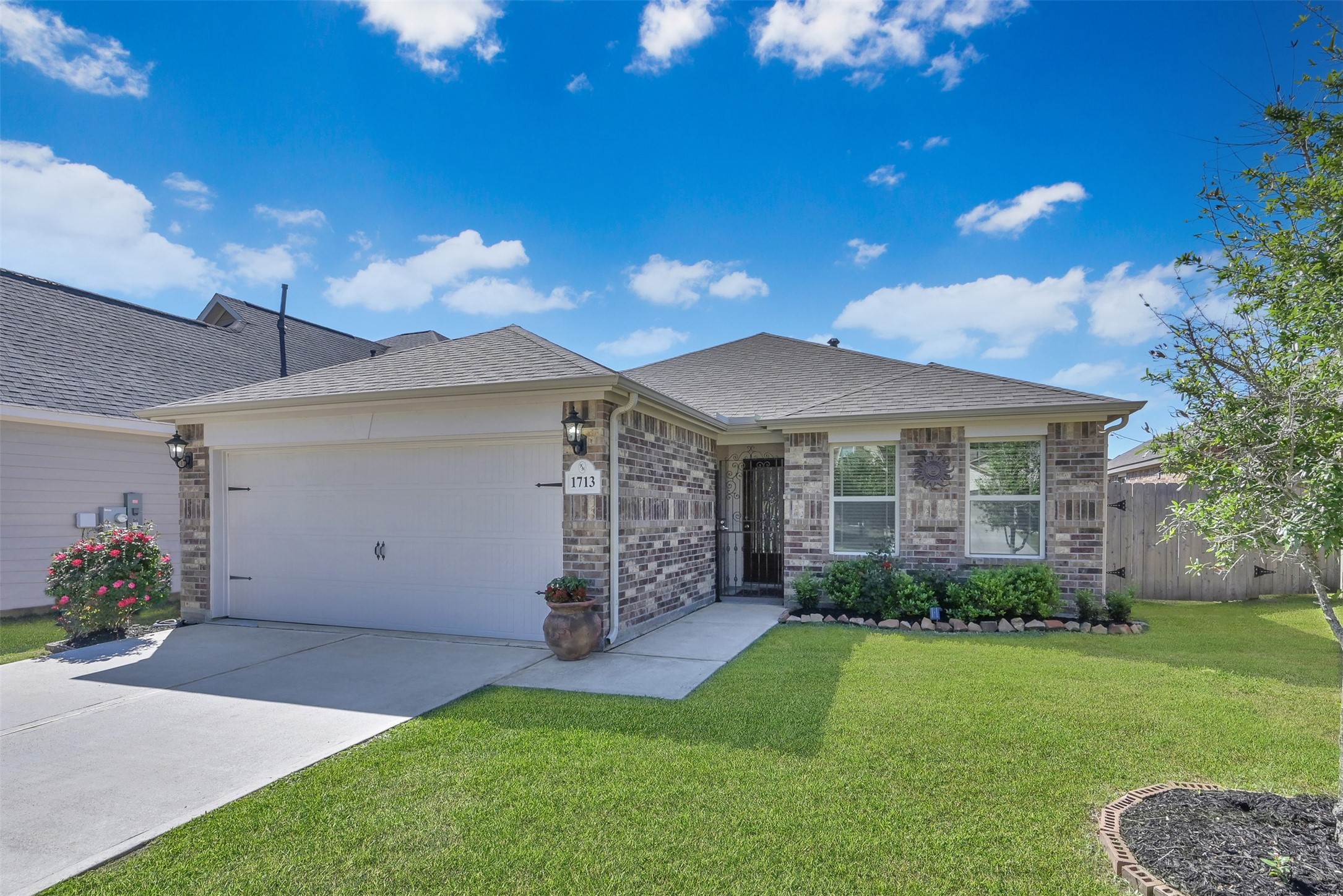 1713 Wandering Hills Road Conroe TX 77304
