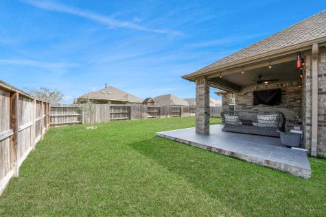 1965 Matilda Gardens Lane Pearland TX 77089