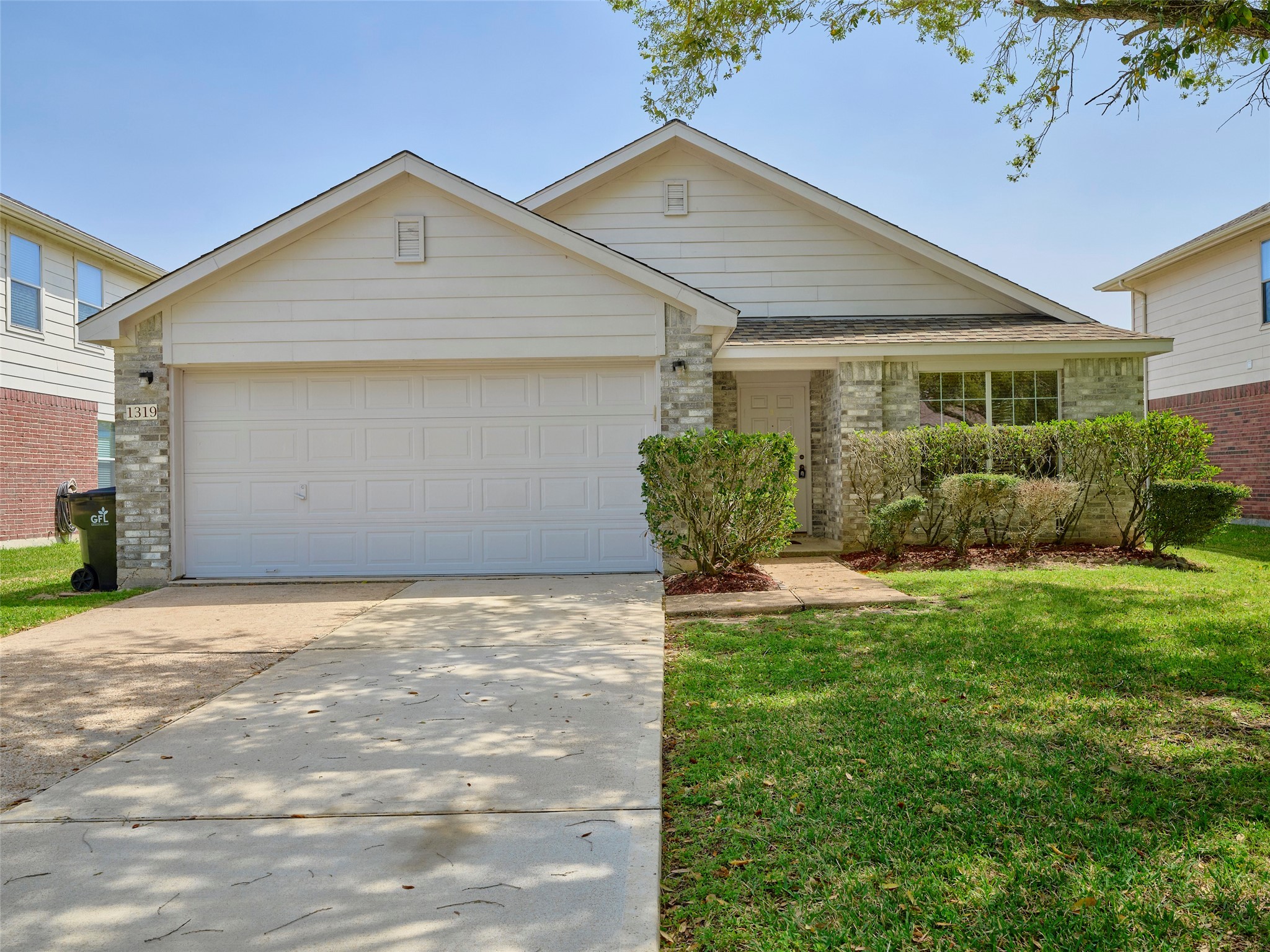 1319 Emilee Court Rosenberg TX 77471