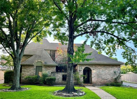 3223 Country Club Boulevard Stafford TX 77477