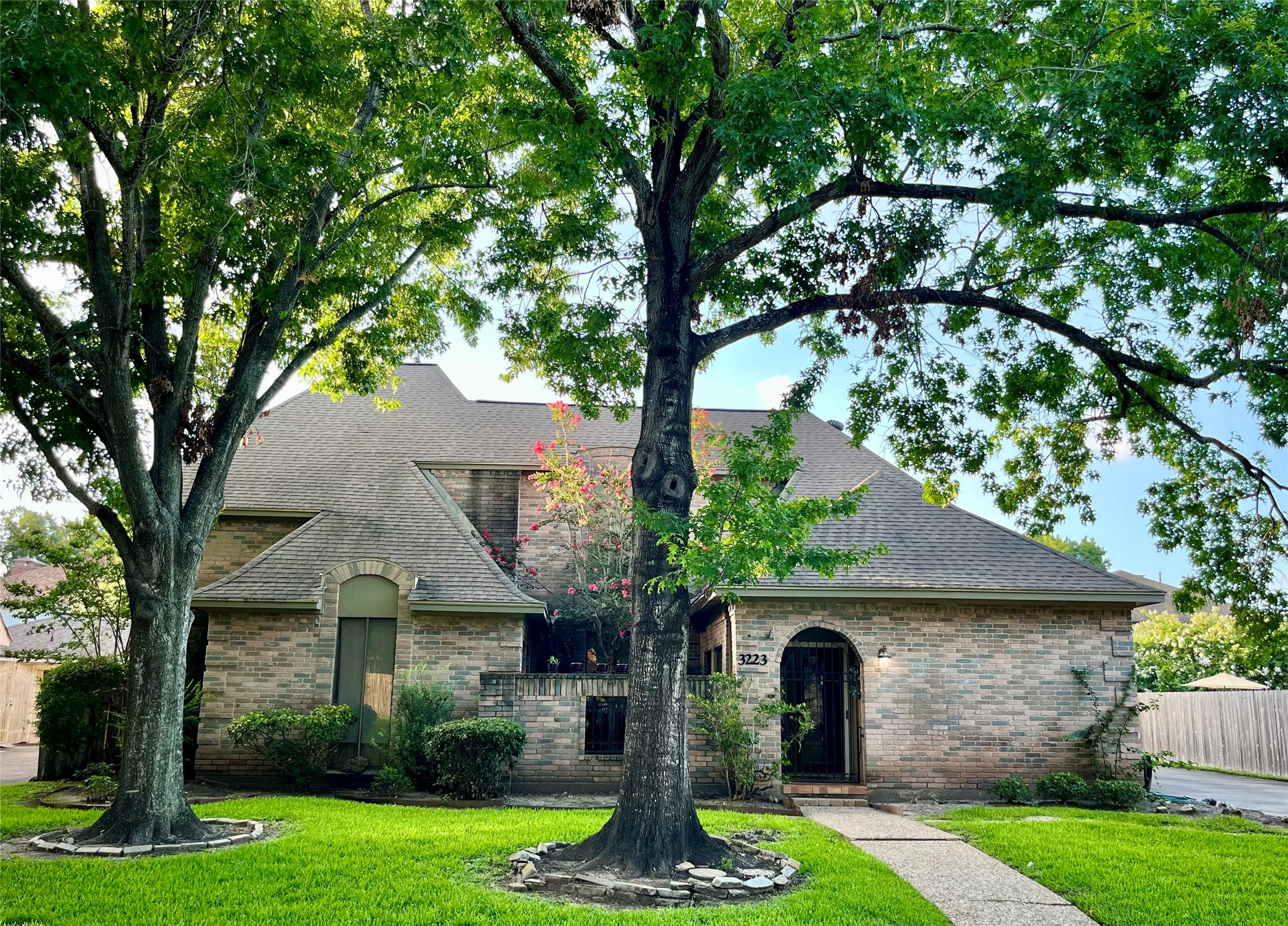 3223 Country Club Boulevard Stafford TX 77477