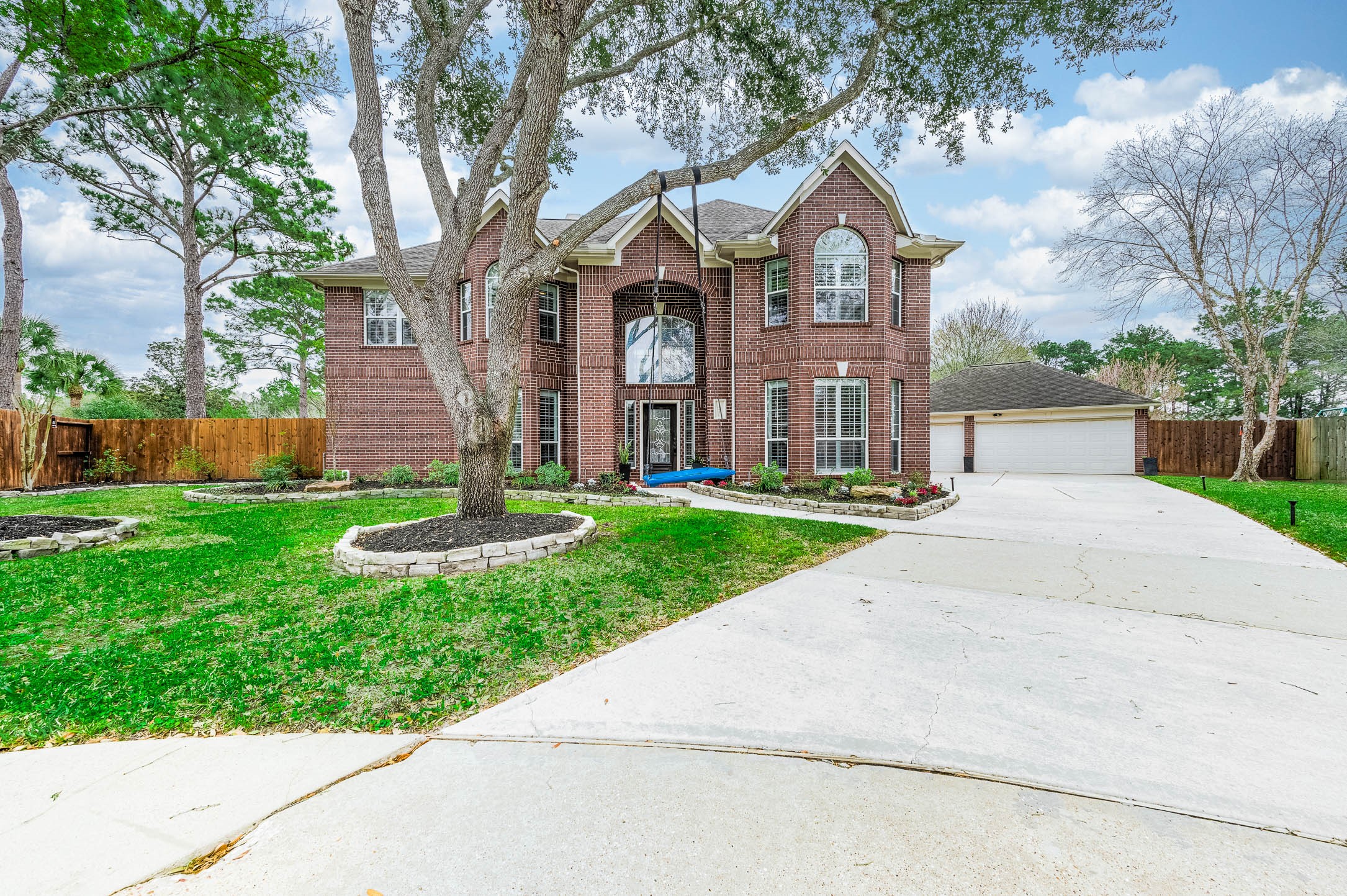 801 Morning Dove Lane Friendswood TX 77546