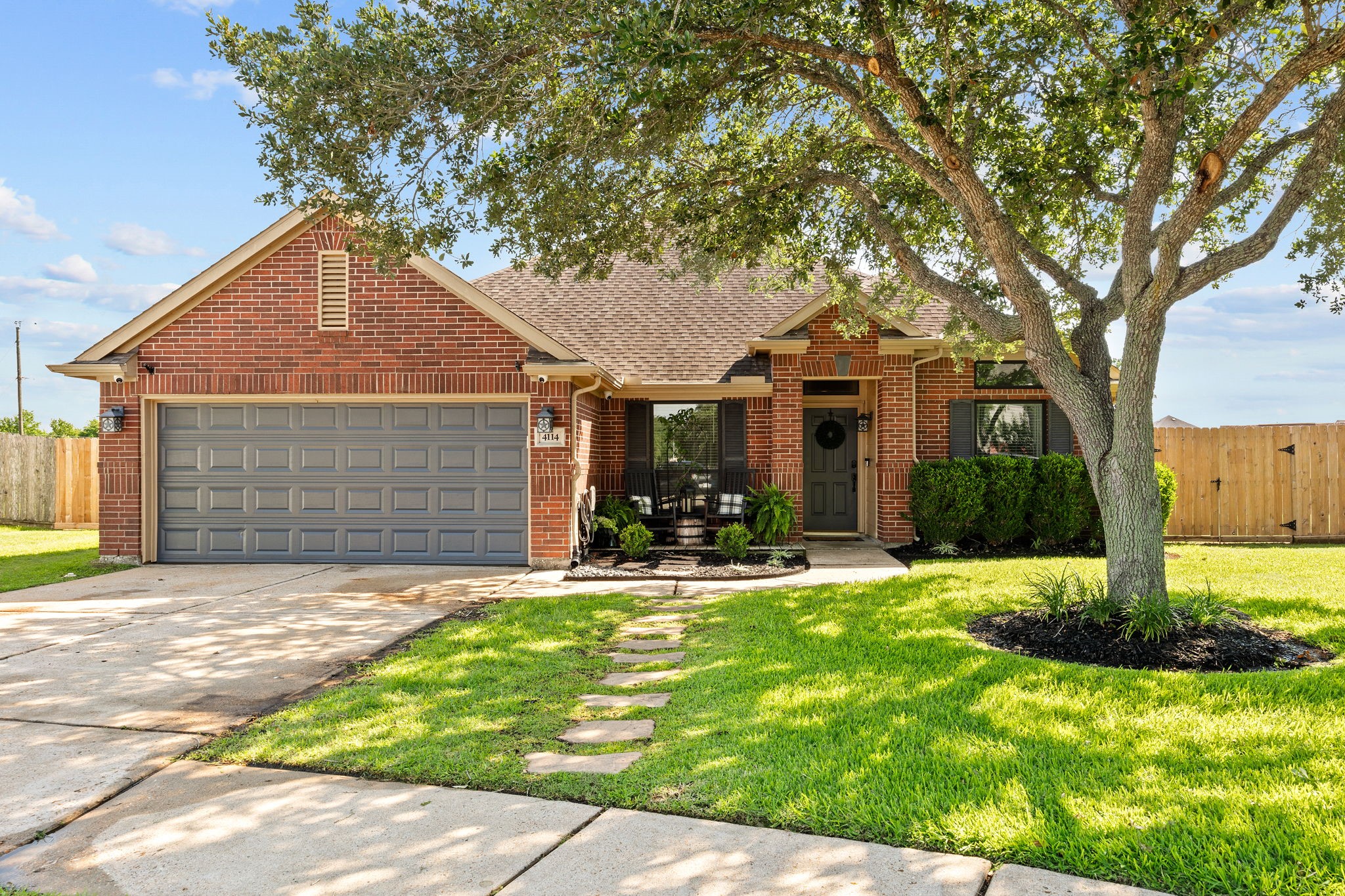 4114 Oak Point Drive Pearland TX 77581