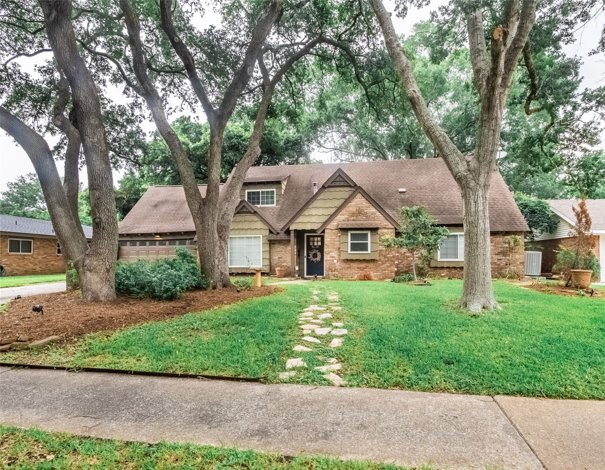 221 Bayou View Drive El Lago TX 77586