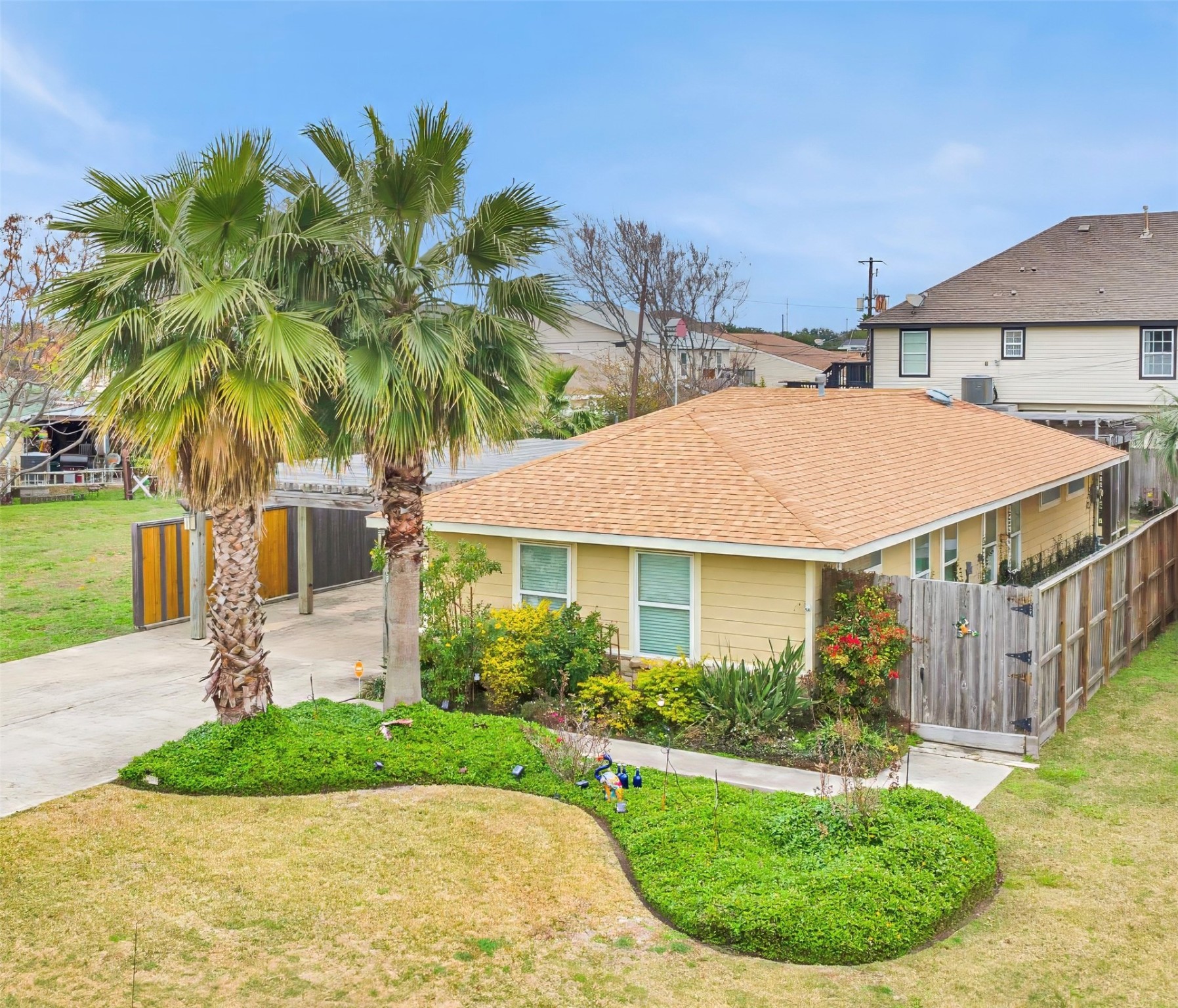 1708 Bayou Shore Drive Galveston TX 77551
