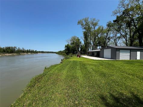 1074 W Taylor Lake Circle Livingston TX 77351