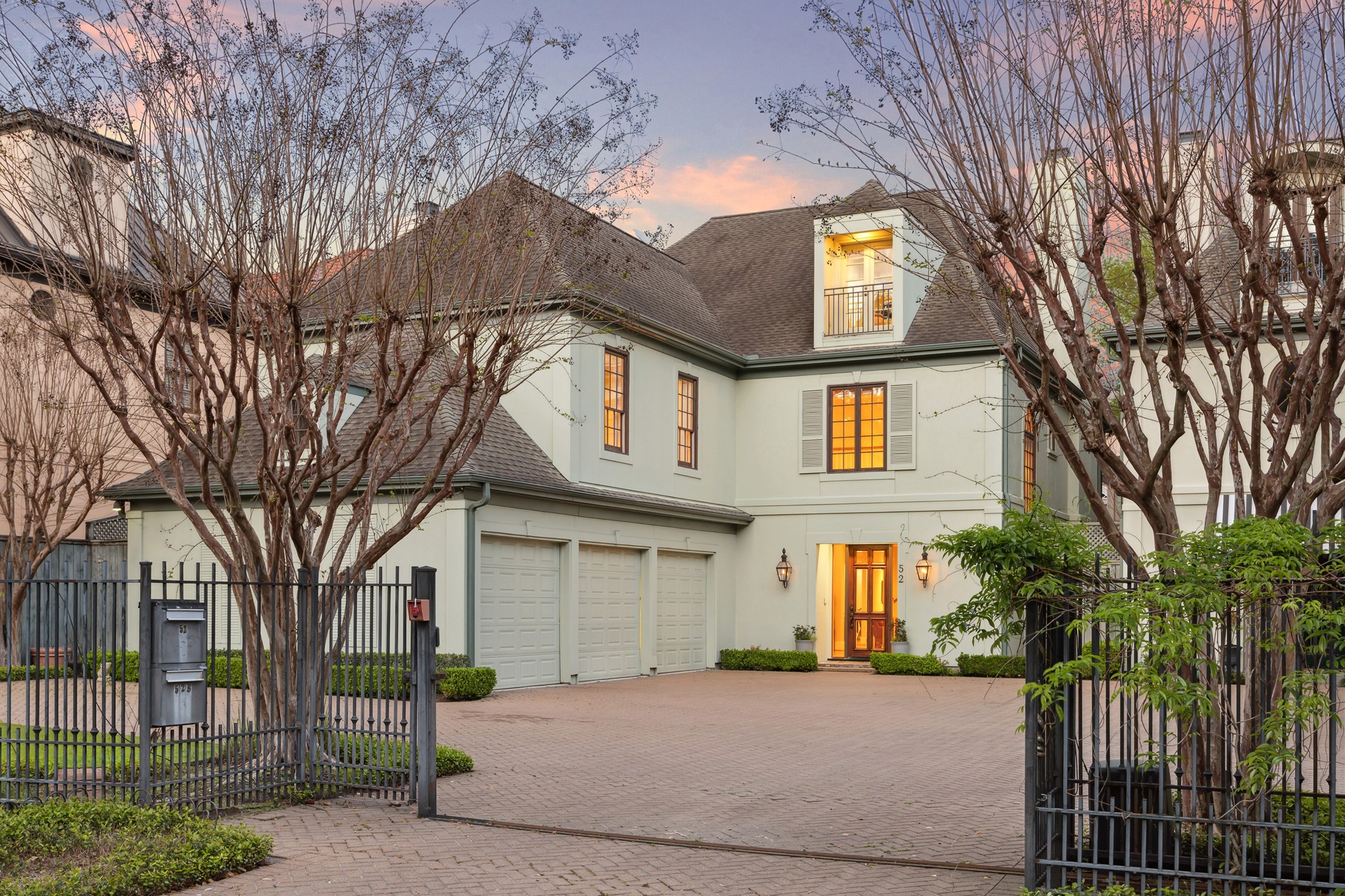 52 Briar Hollow Lane Houston TX 77027