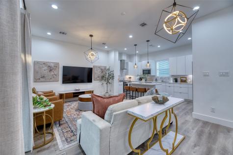 507 Schweikhardt Street Houston TX 77020