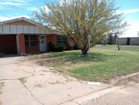 703 S Austin Avenue Tulia TX 79088