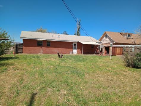 703 S Austin Avenue Tulia TX 79088