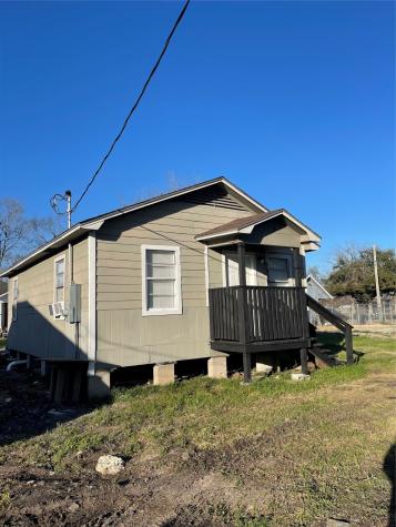 7839 Sparta Street Houston TX 77028