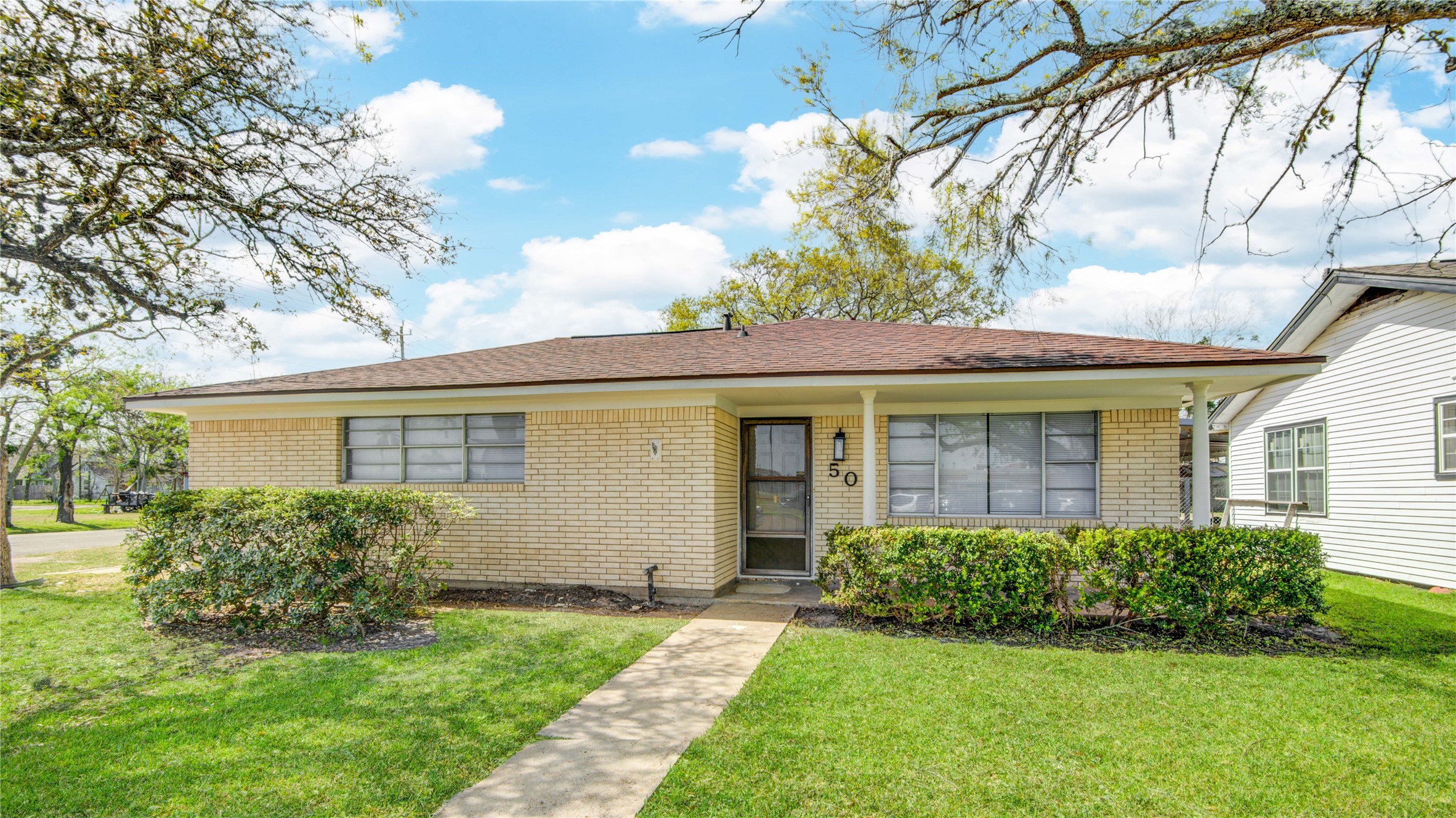 501 N Avenue B Freeport TX 77541