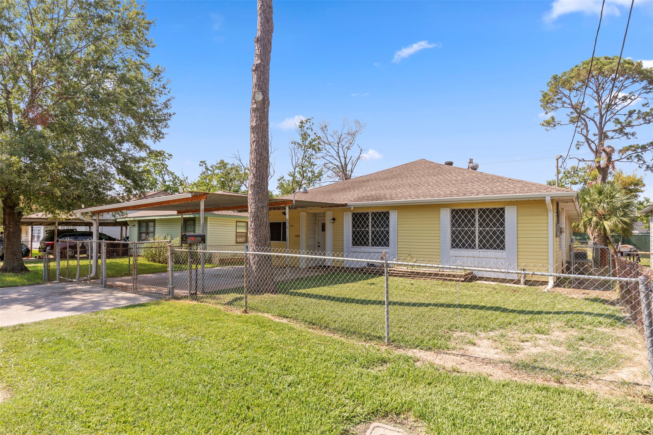 511 Avenue D South Houston TX 77587