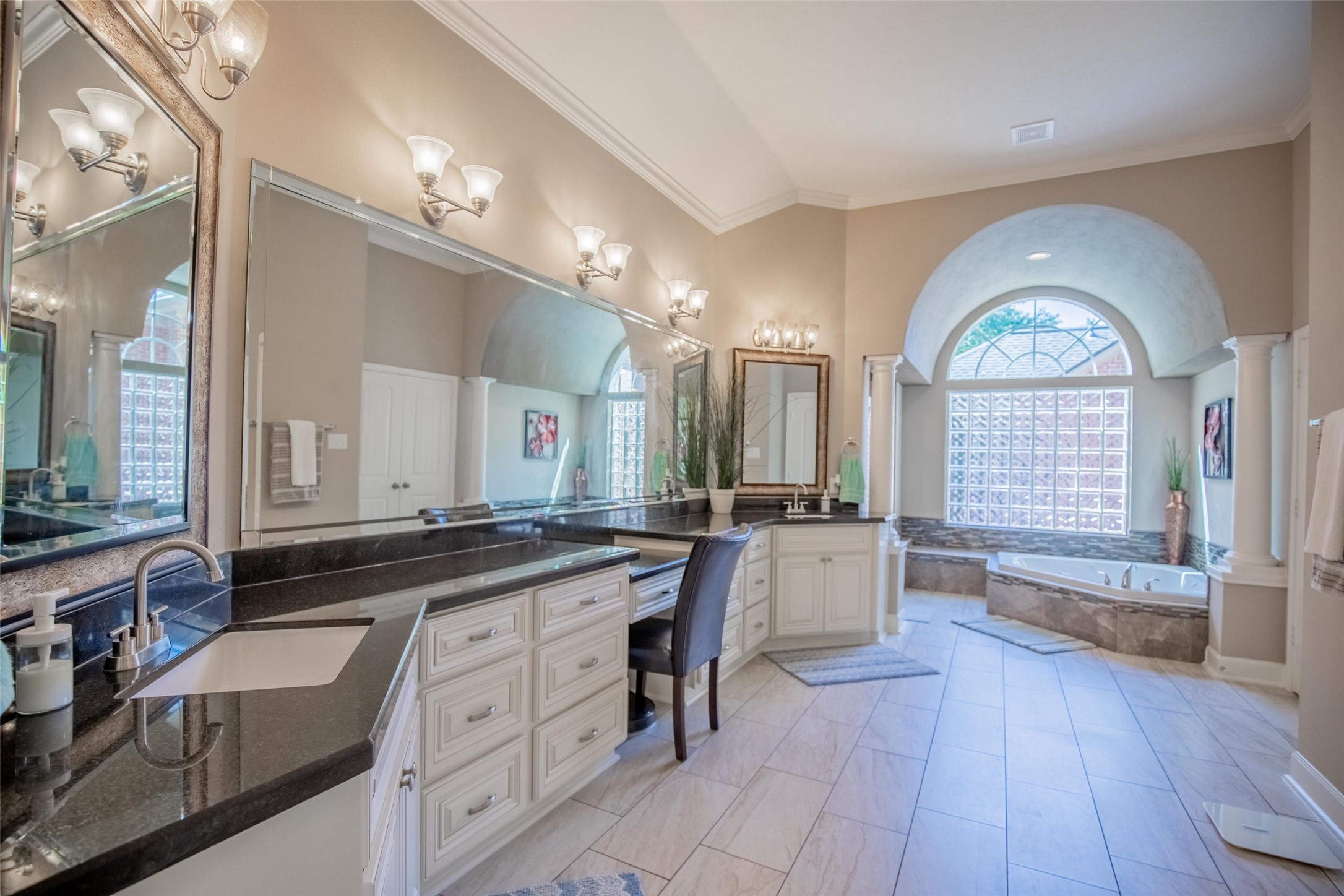 7323 Woodland Oak Trail Humble TX 77346