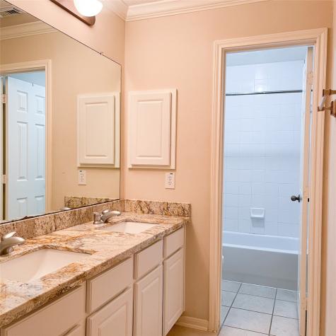 2606 Sun Flare Lane Pearland TX 77584