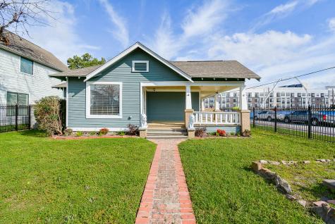403 W 24th Street Houston TX 77008